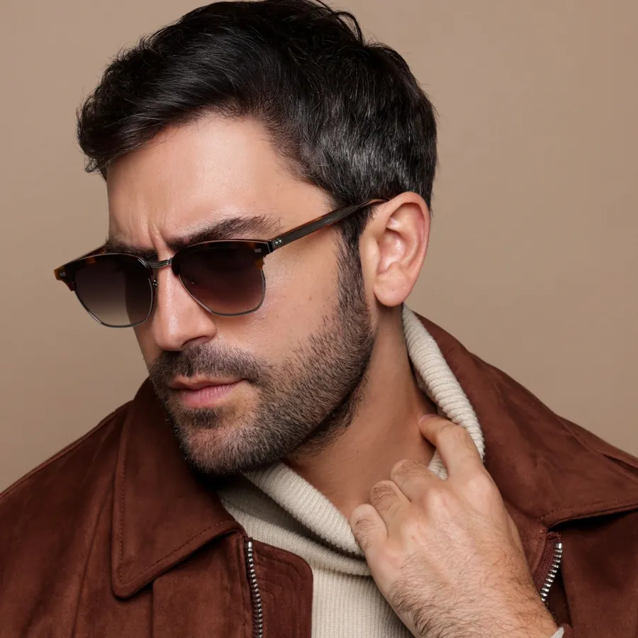 French Retro — Conquérant Opticien Épron